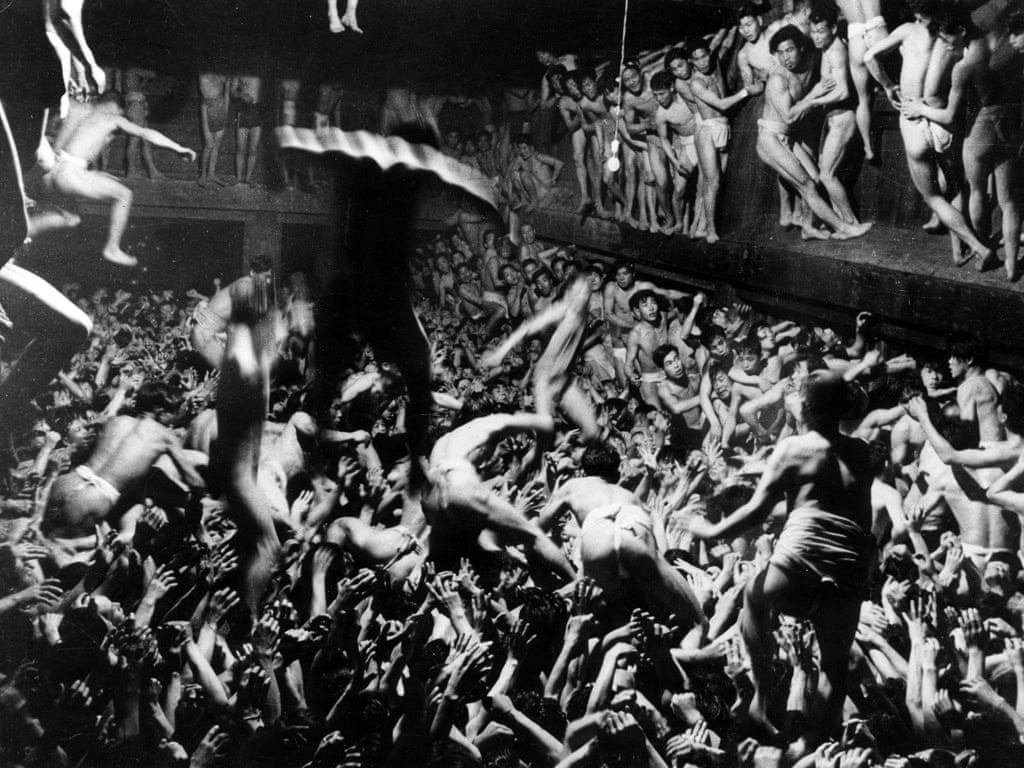 Naked new year in Japan, 1946 - a picture from the past 