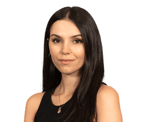Australia news live: Zali Steggall says Morrison’s extra portfolios indicate ‘Trumpian’ approach to governing 6 Benita Kolovos