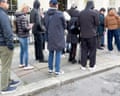 O líder sérvio Aleksandar Vučić admite derrota em eleições parlamentares ferozmente contestadas