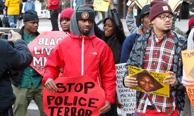 White police officers involved in black couple's death sue Cleveland ...