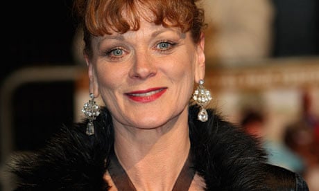 samantha bond