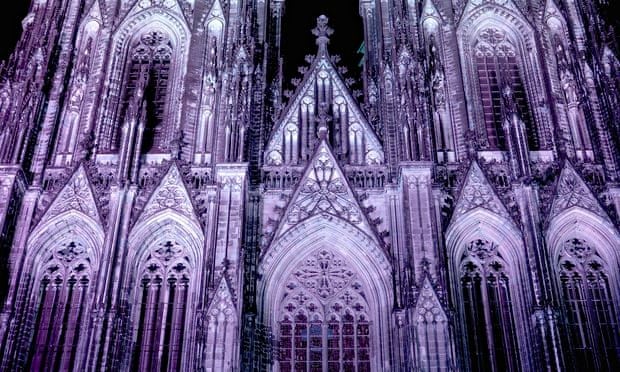 Cologne cathedral at night