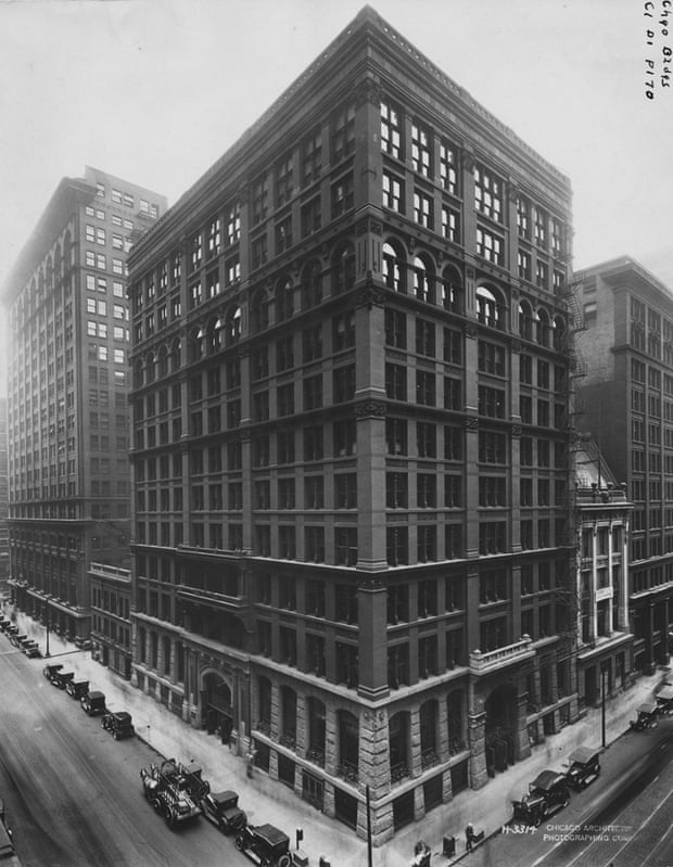 Chicago's Home Insurance Building, widely considered to be the world's first modern skyscraper.