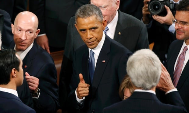 Obama gives the thumbs-up.